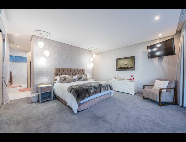 4 BEDROOM HOUSE FOR SALE IN PINNACLE POINT GOLF ESTATE